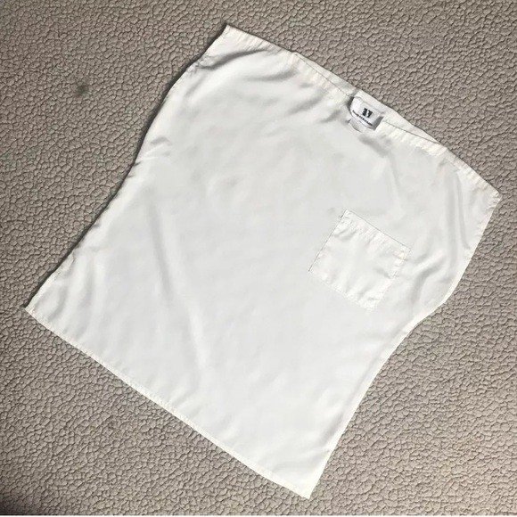 Cream Color Minimalist Boxy Blouse - Picture 1 of 6